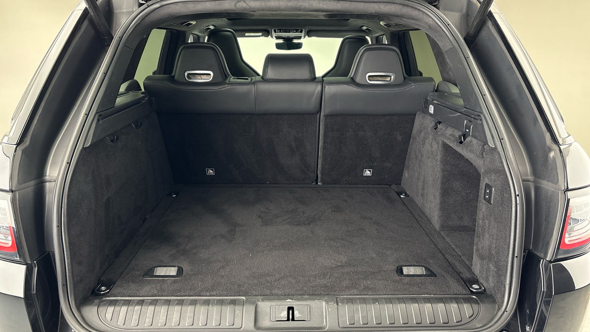 Land Rover Range Rover Sport Image 11