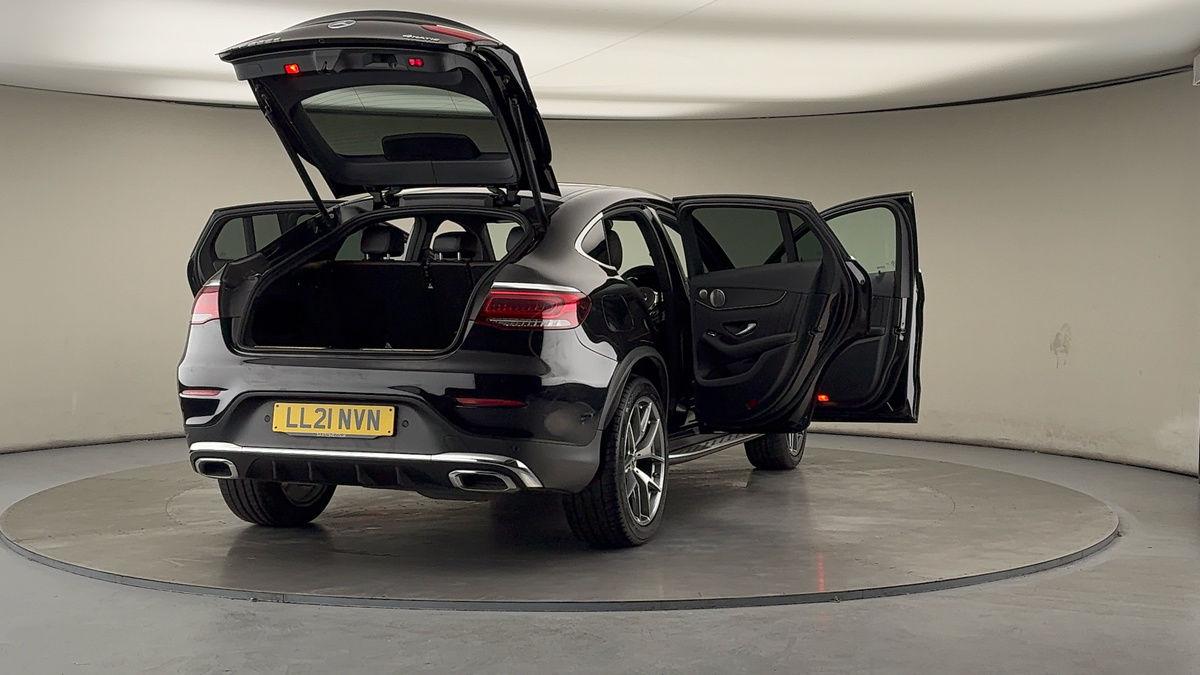 More views of Mercedes-Benz GLC