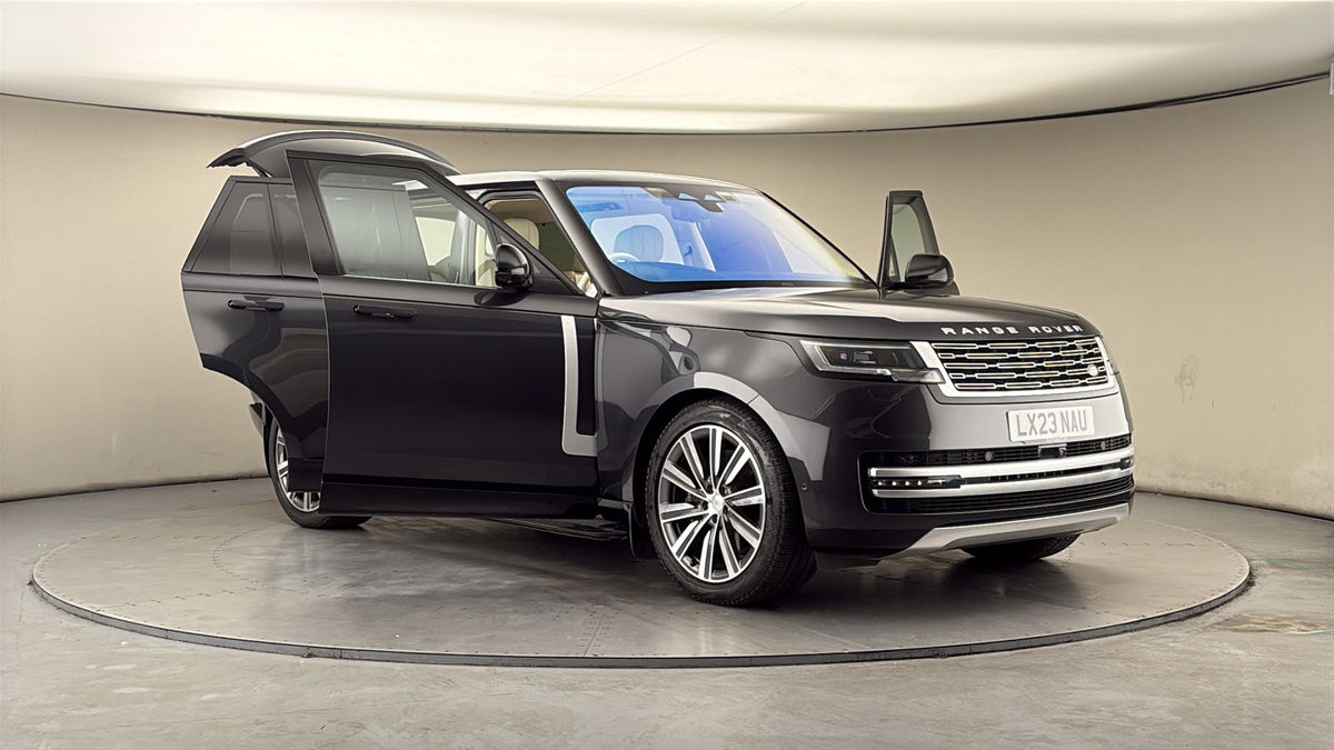 More views of Land Rover Range Rover