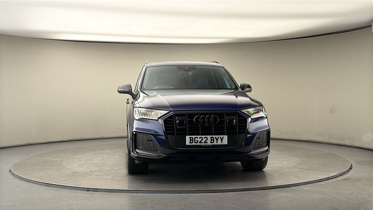 More views of Audi Q7