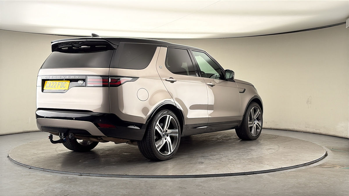 More views of Land Rover Discovery