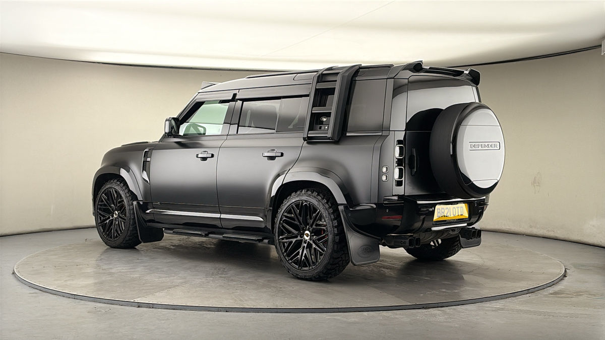 More views of Land Rover Defender 110