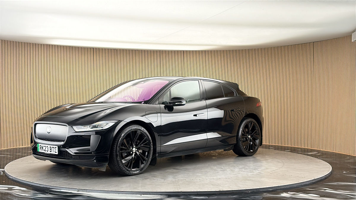 Jaguar I-PACE Image 20