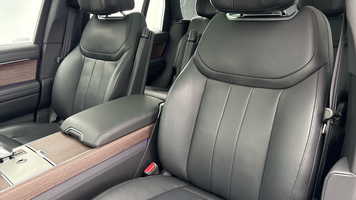 Land Rover Range Rover Image 7