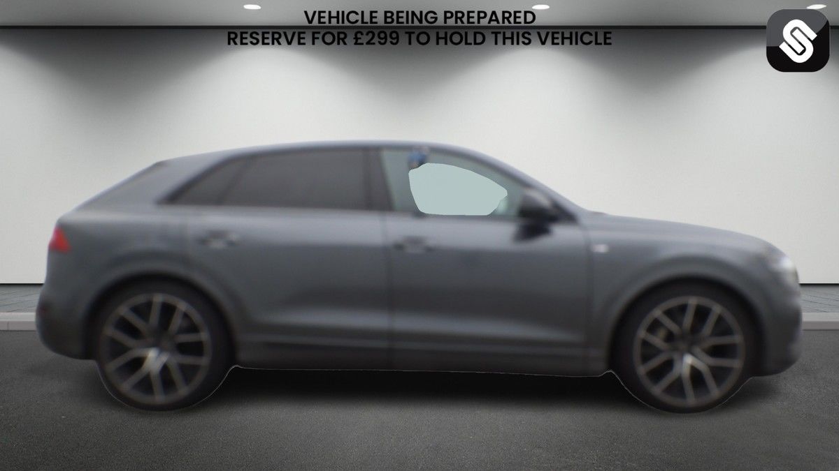 Audi Q8 Image 5