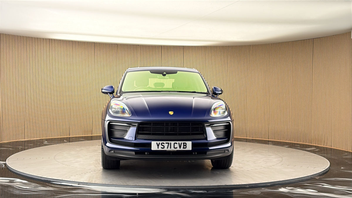 More views of Porsche Macan