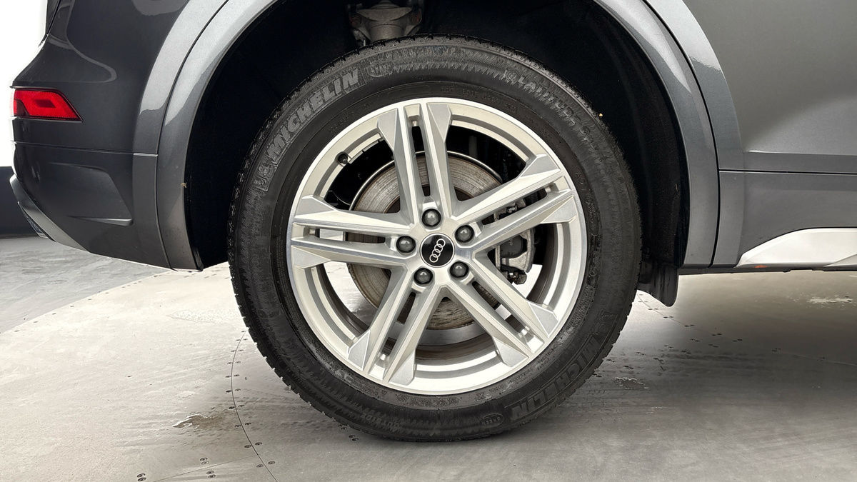 Audi Q5 Image 10