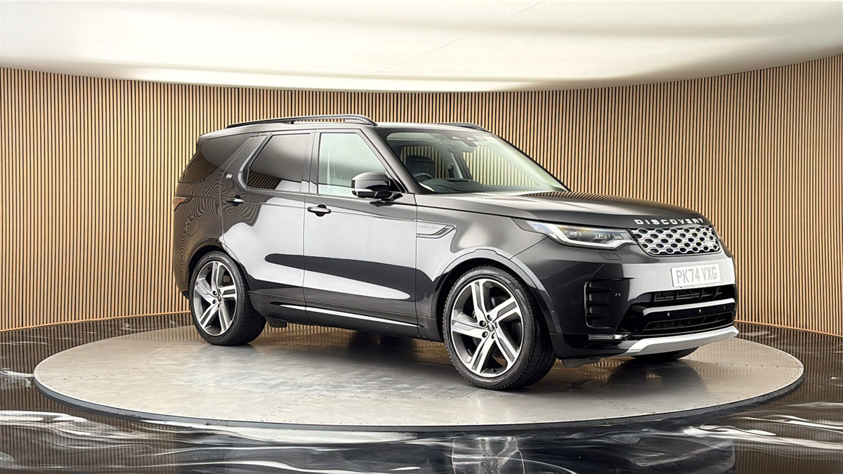 More views of Land Rover Discovery