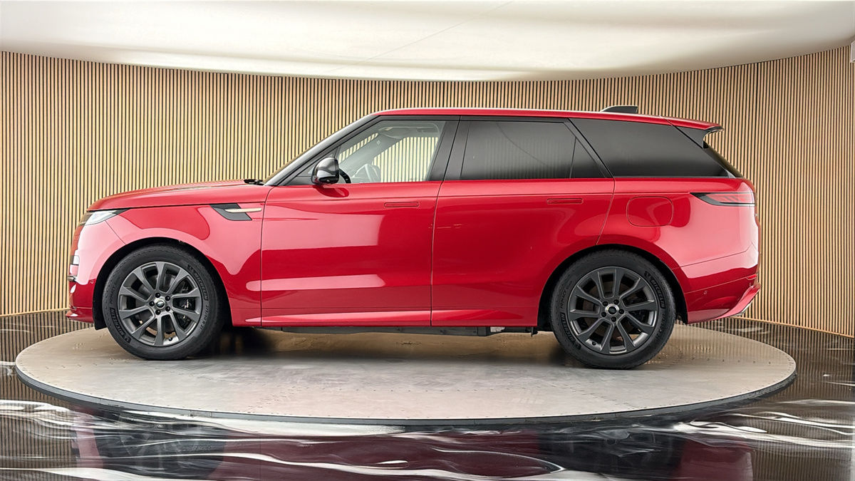 More views of Land Rover Range Rover Sport