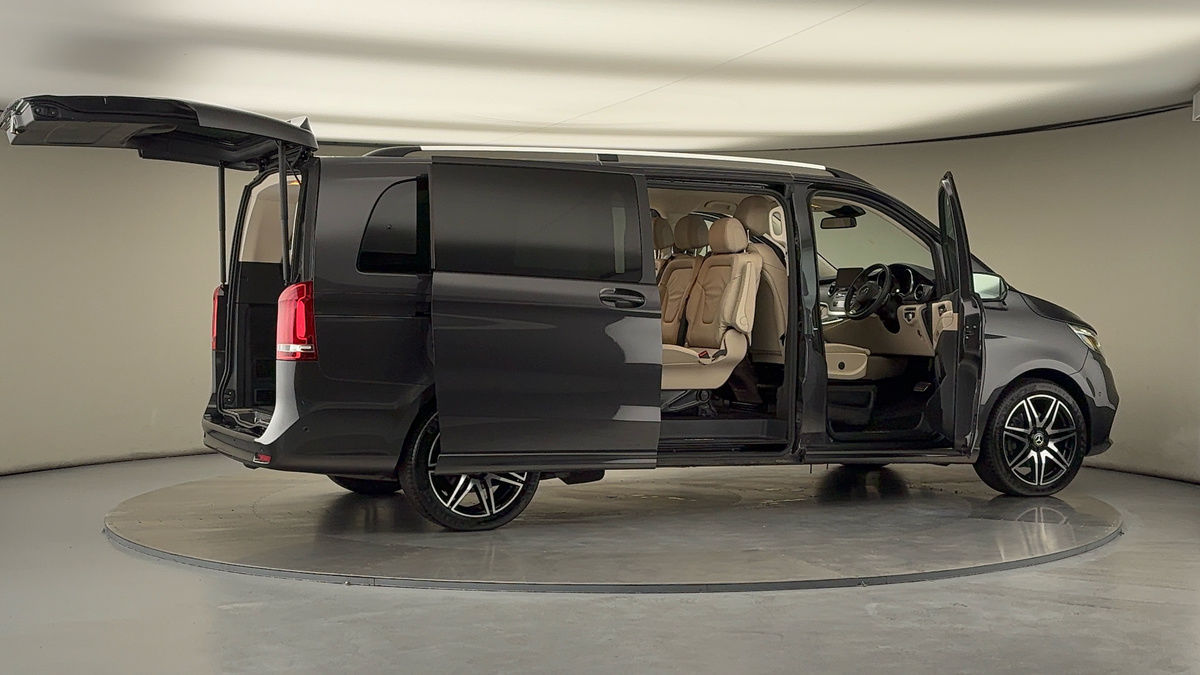 More views of Mercedes-Benz V Class