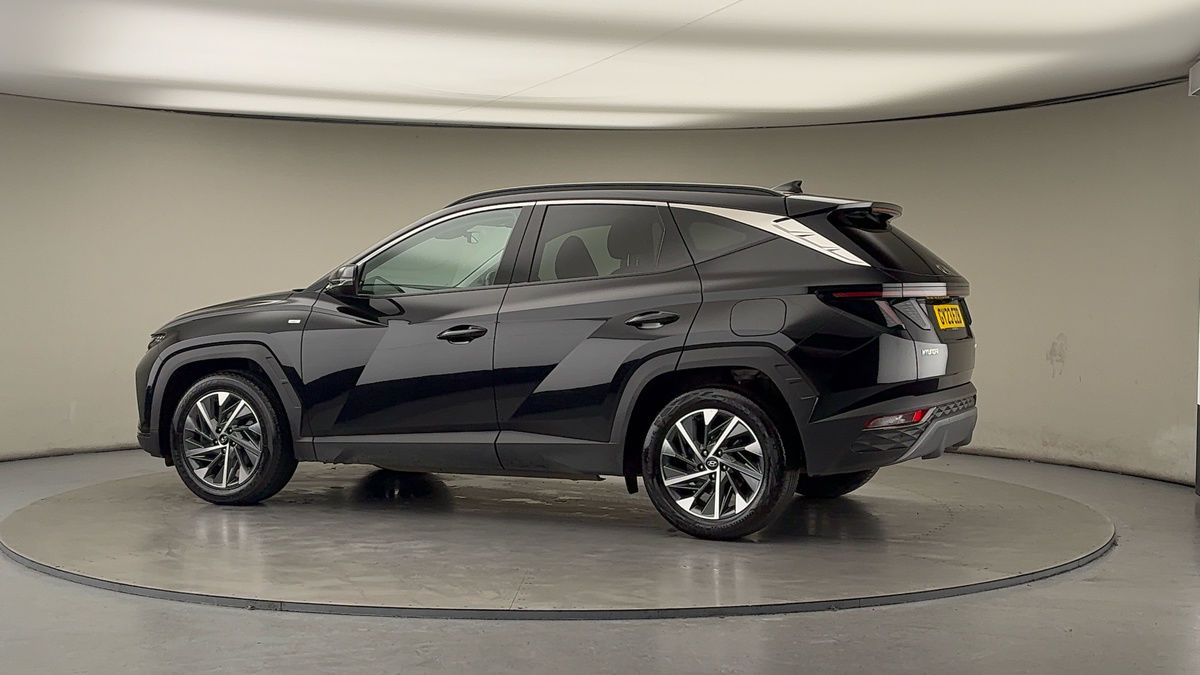 More views of Hyundai TUCSONix35