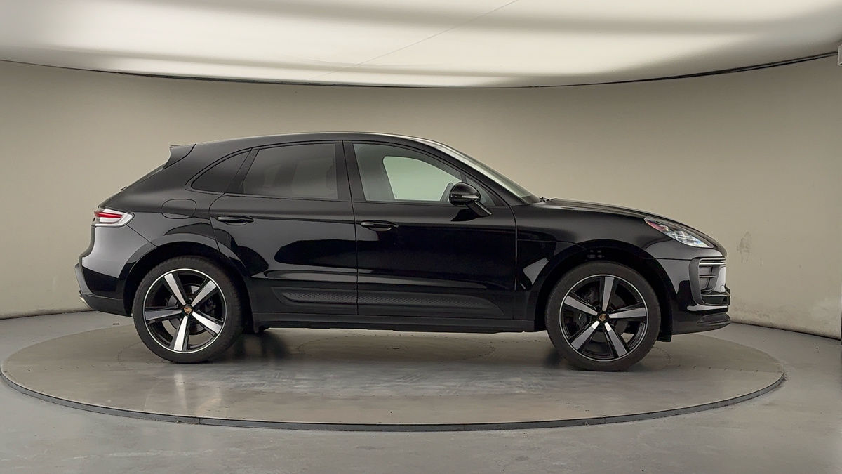 More views of Porsche Macan