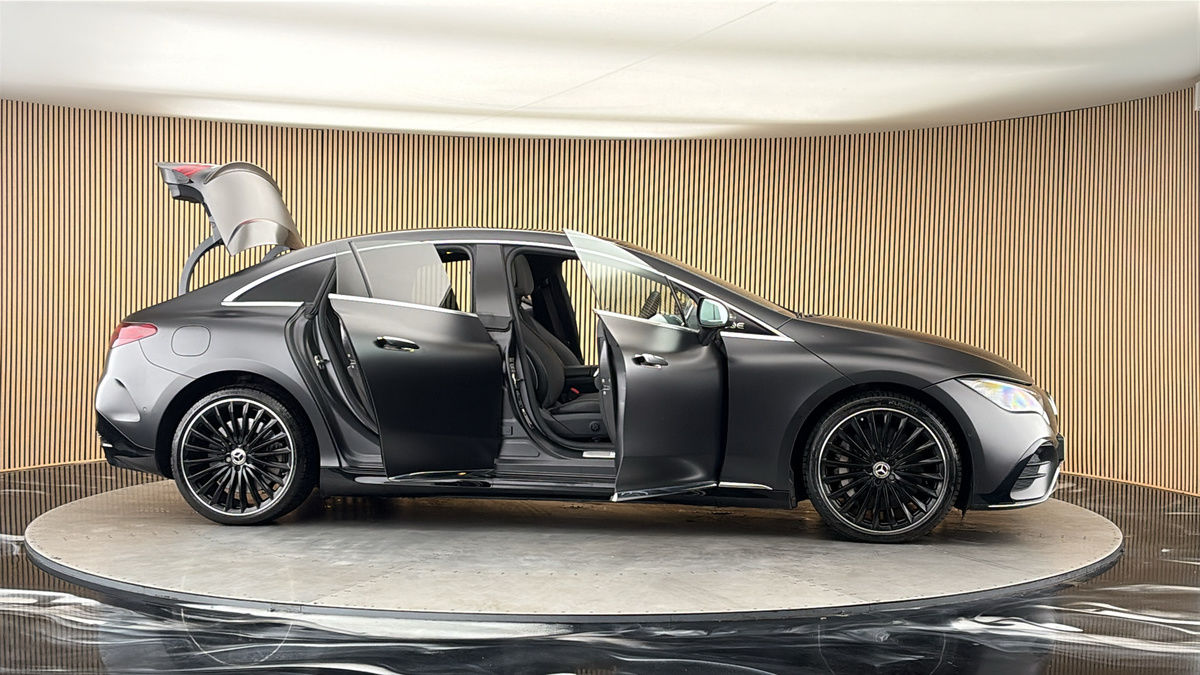 More views of Mercedes-Benz EQE