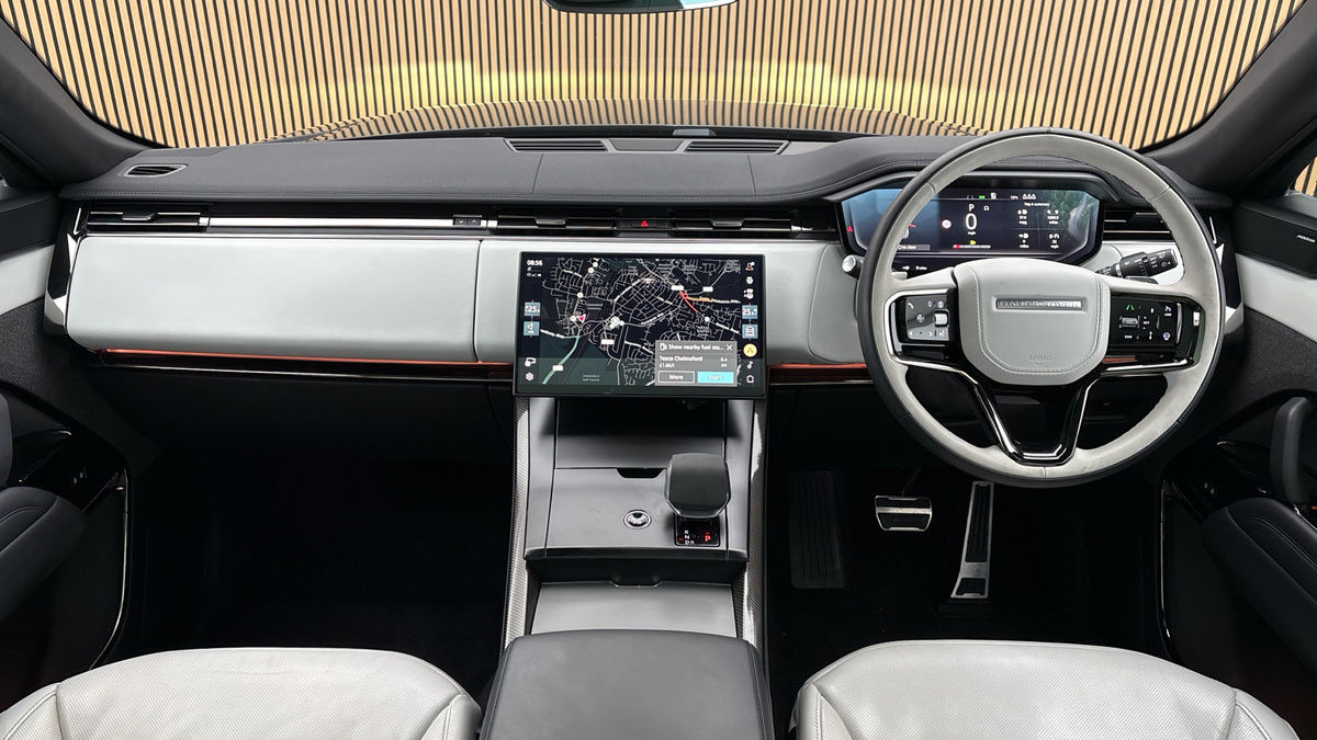 Land Rover Range Rover Sport Image 12