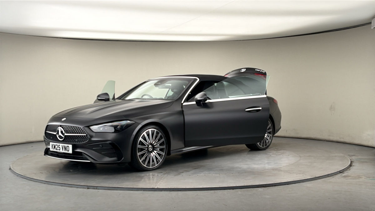 Mercedes-Benz CLE Image 22