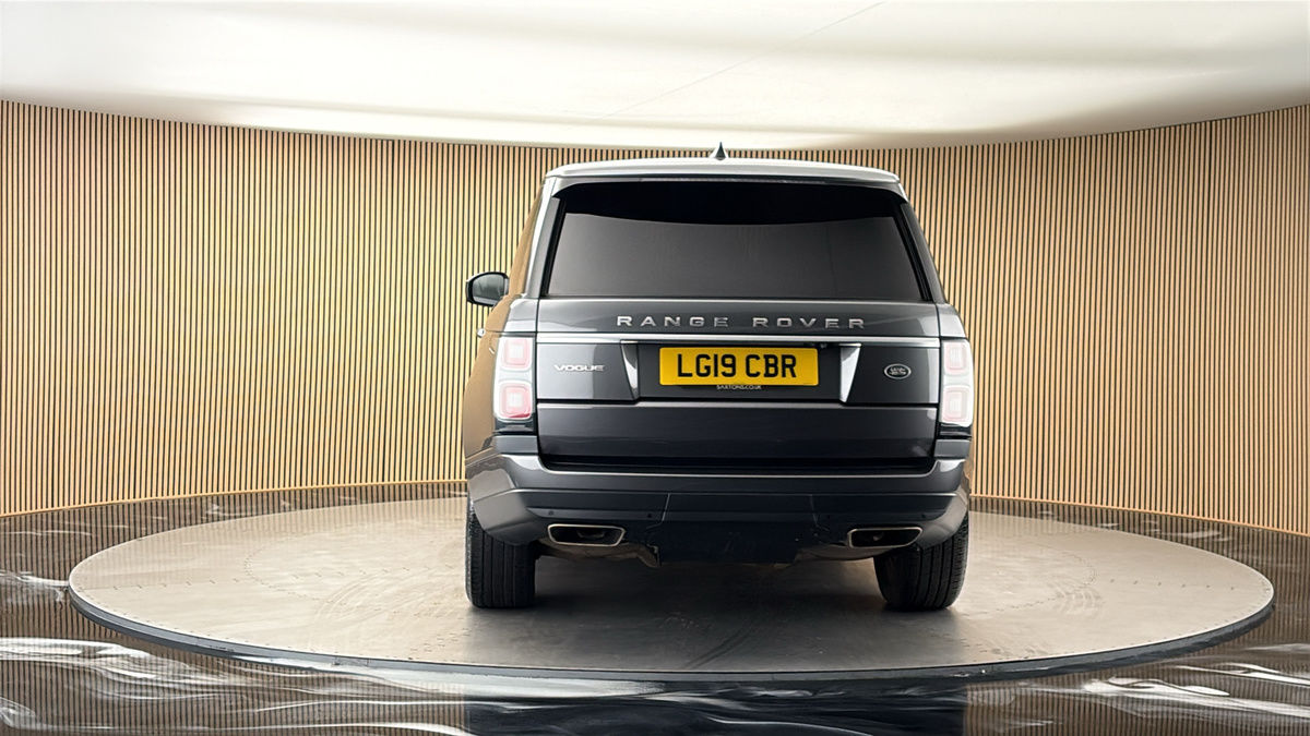 More views of Land Rover Range Rover