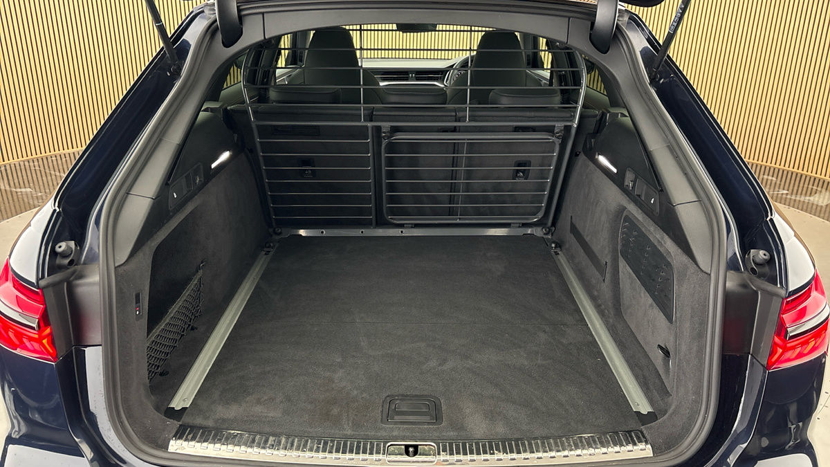Audi A6 Avant Image 11
