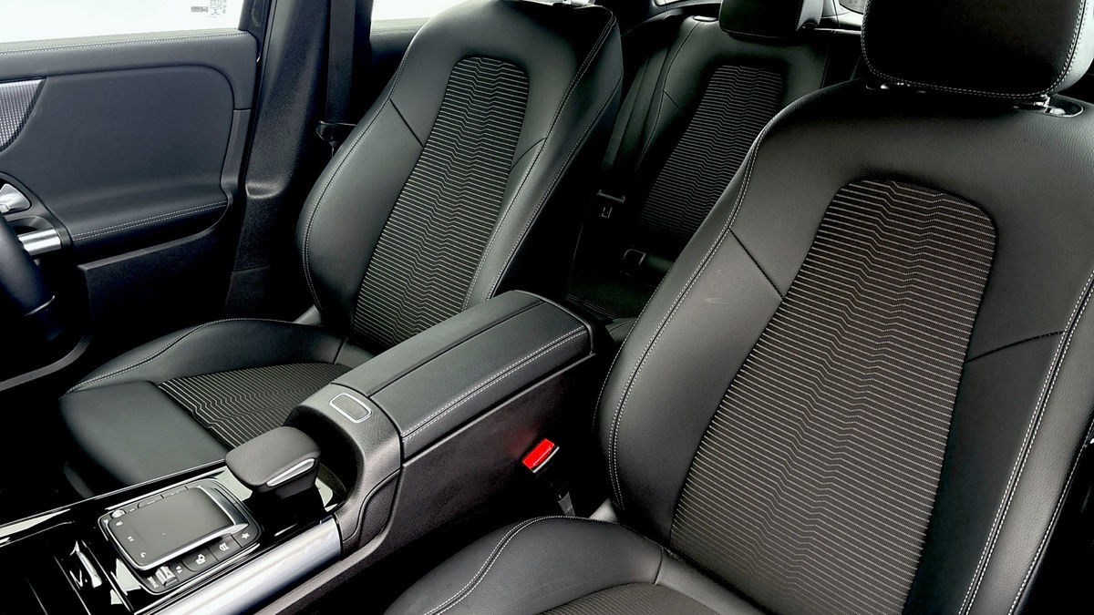 Mercedes-Benz GLA Image 7