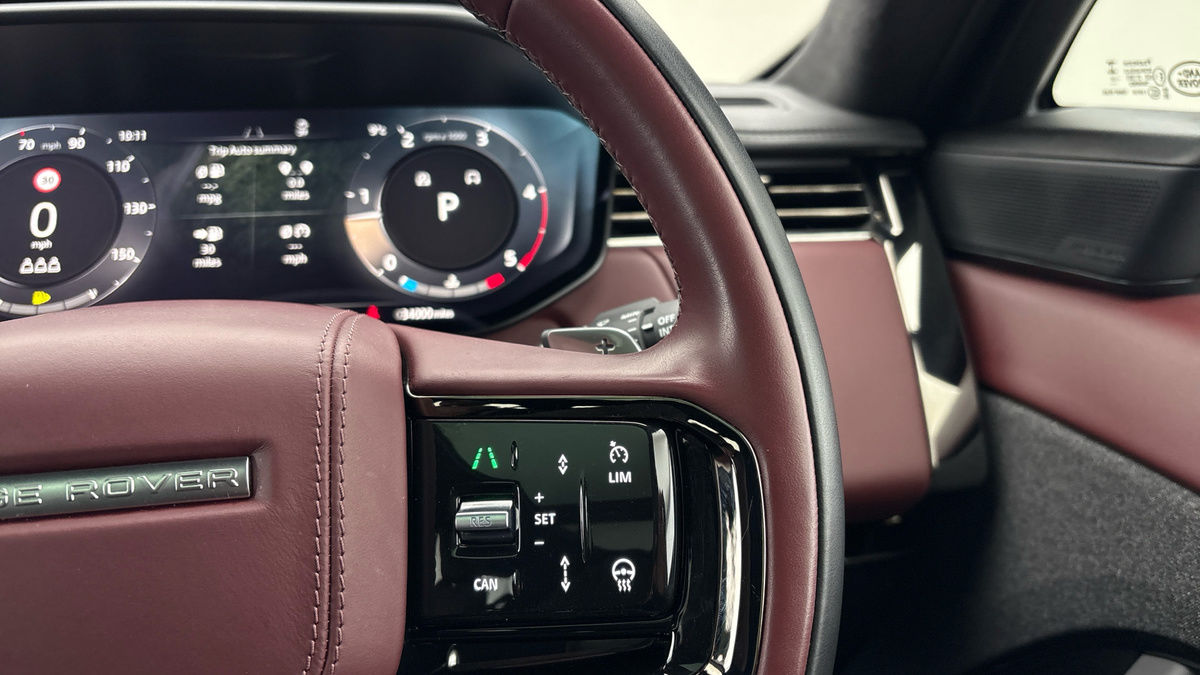 Land Rover Range Rover Sport Image 14