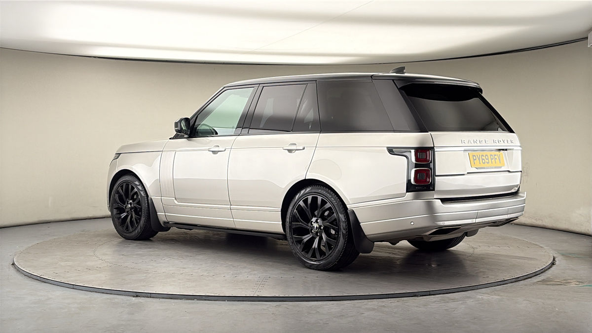 More views of Land Rover Range Rover