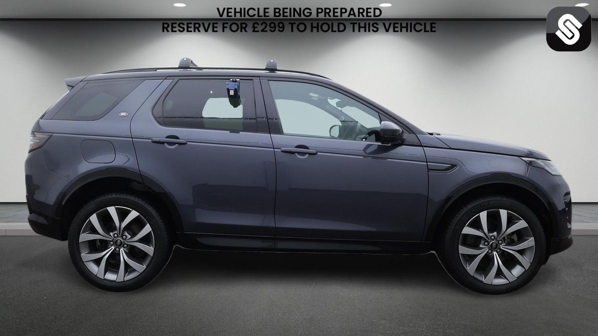 Land Rover Discovery Sport Image 5