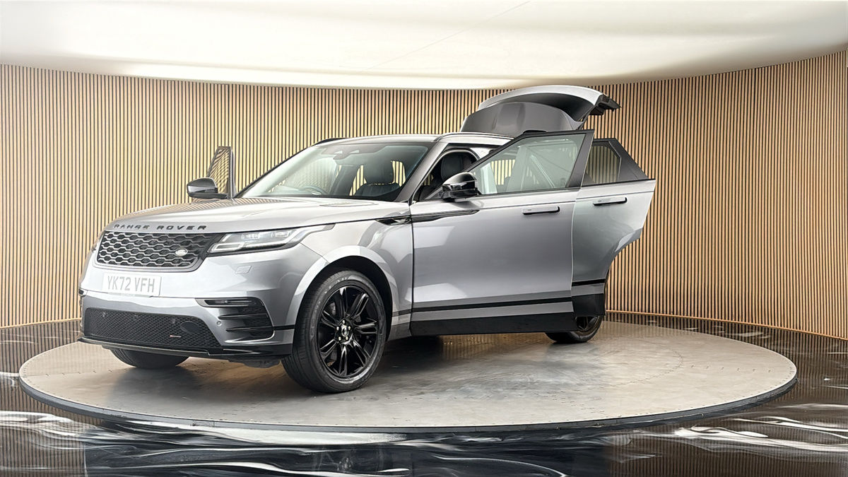 More views of Land Rover Range Rover Velar