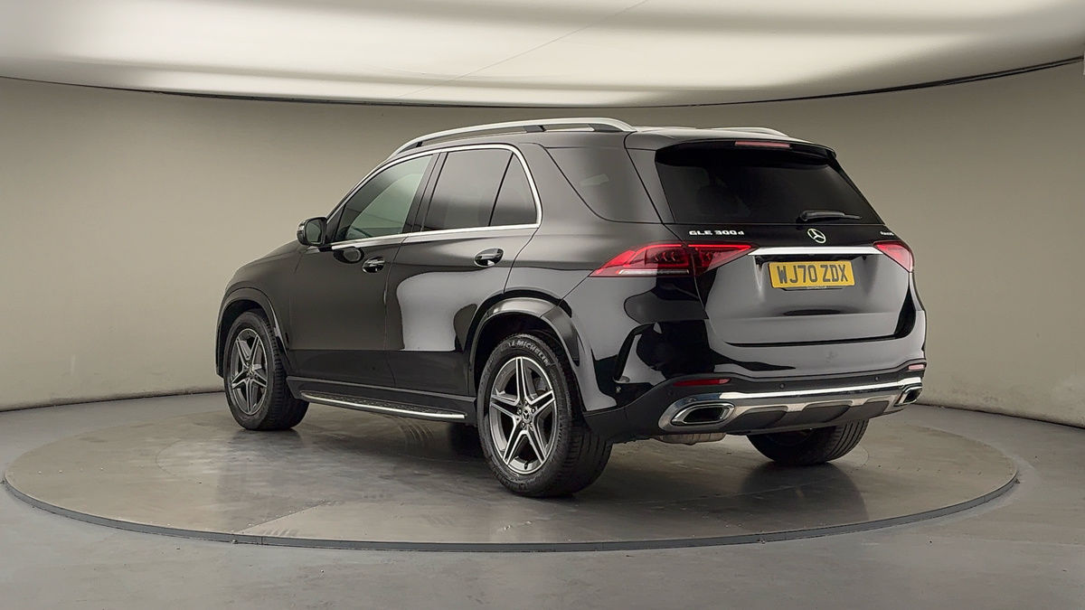 Mercedes-Benz GLE Image 2