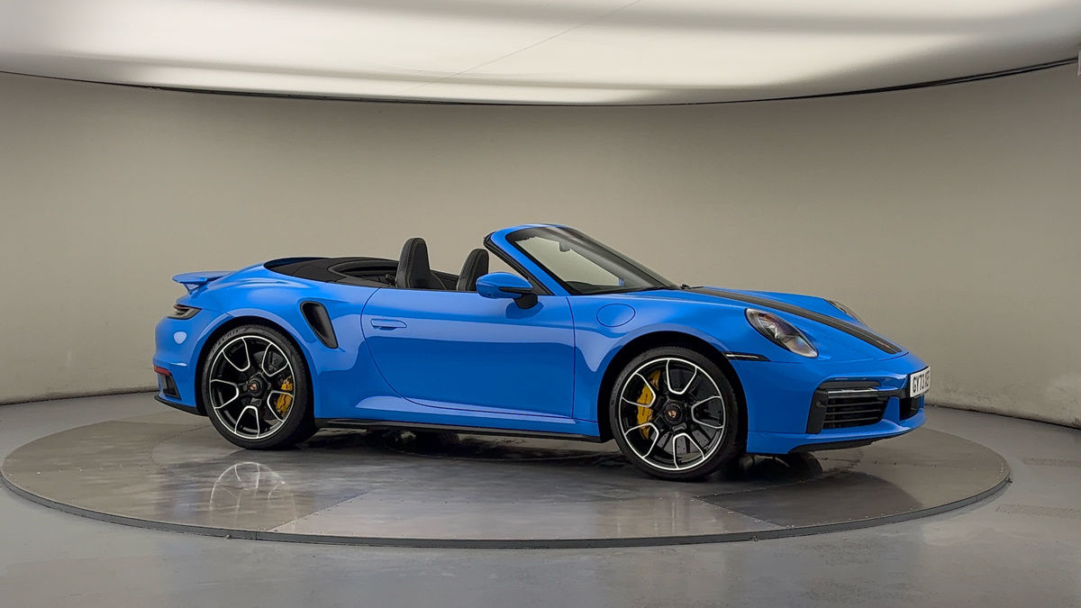More views of Porsche 911