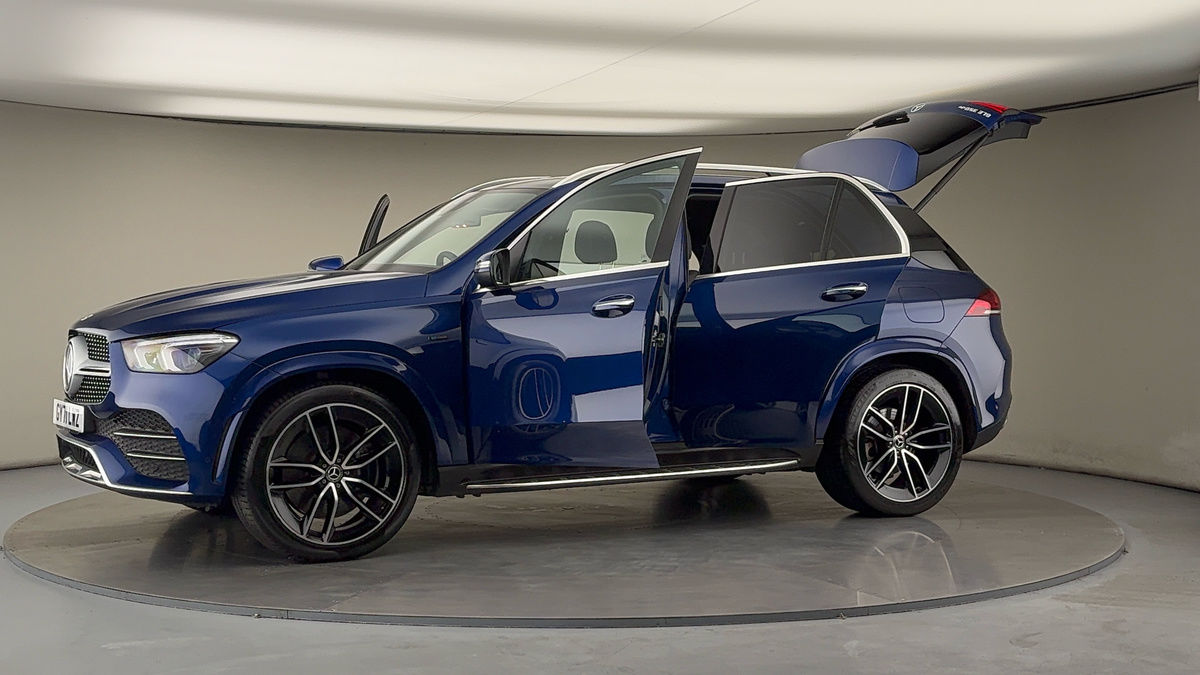 More views of Mercedes-Benz GLE