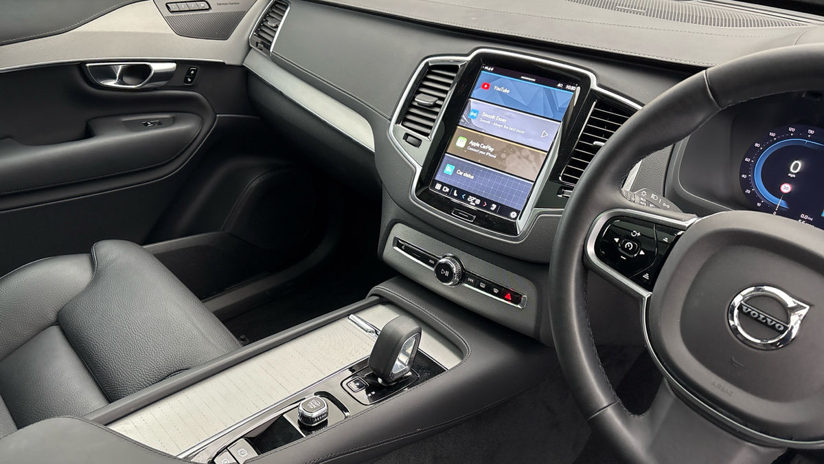 Volvo XC90 Image 18