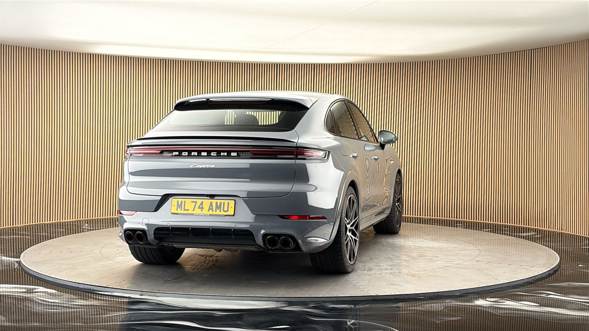 More views of Porsche Cayenne