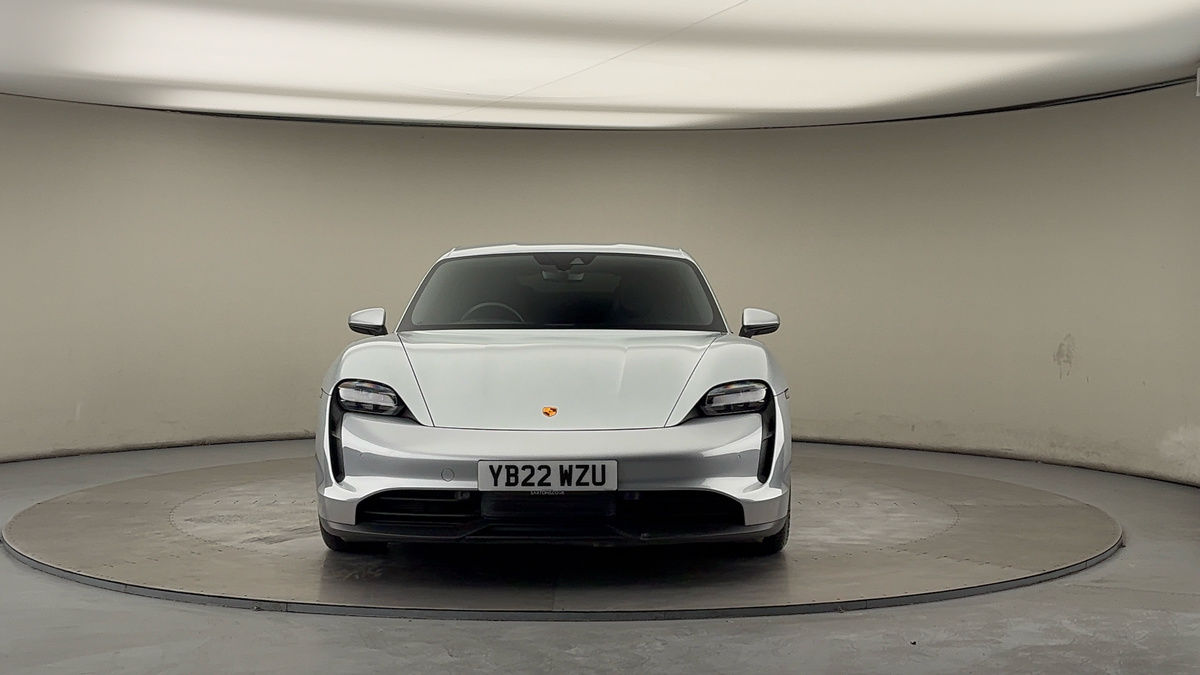 Porsche Taycan Image 3