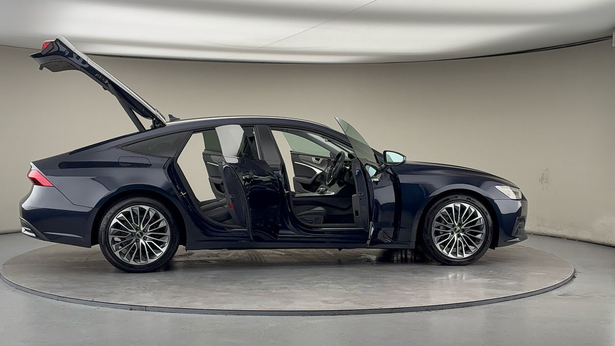 More views of Audi A7