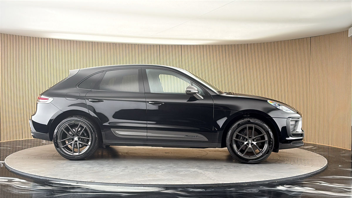 More views of Porsche Macan