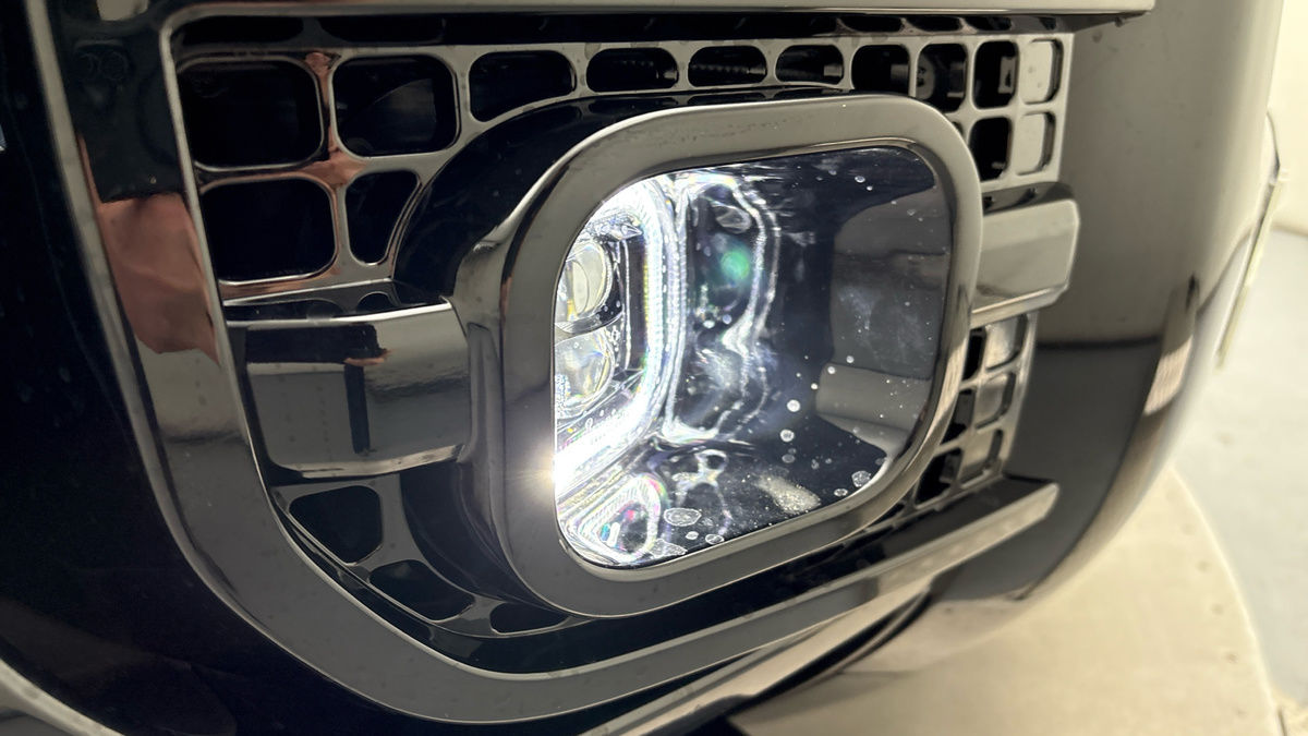 Land Rover Defender 110 Urban Image 27