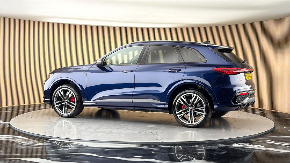 More views of Audi Q5