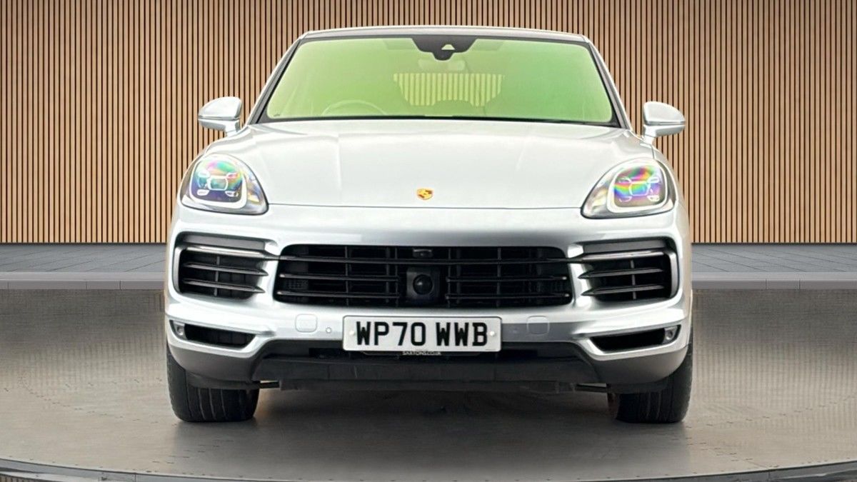 Porsche Cayenne Image 3