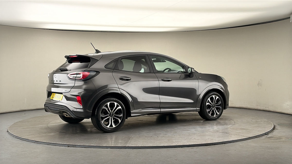 More views of Ford Puma