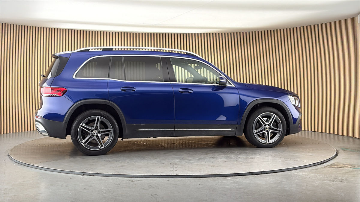 More views of Mercedes-Benz GLB