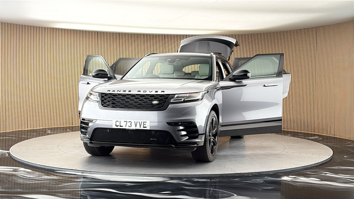 More views of Land Rover Range Rover Velar