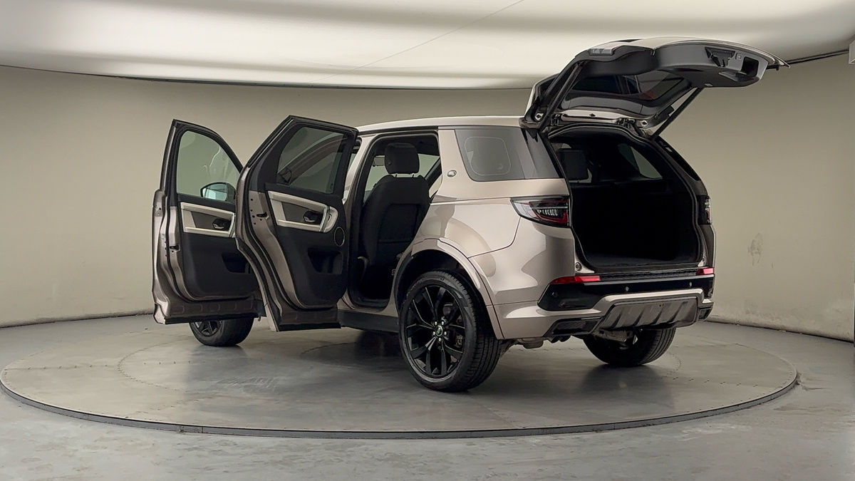 More views of Land Rover Discovery Sport