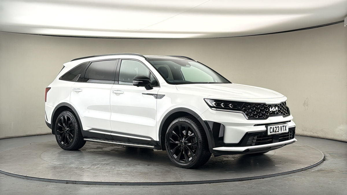 More views of Kia Sorento