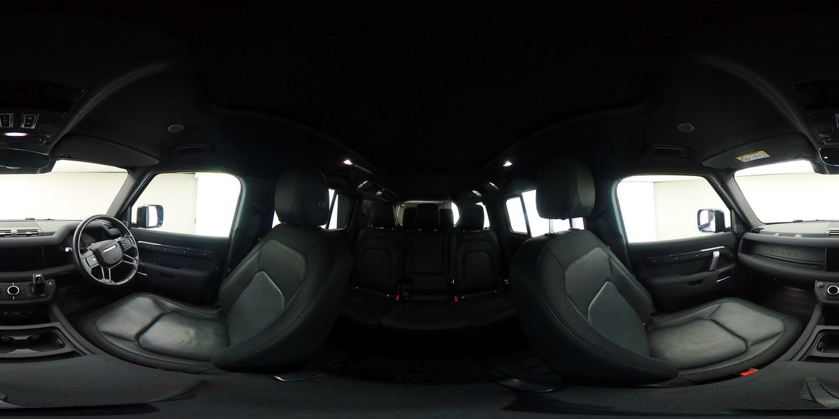 More views of Land Rover Defender 110