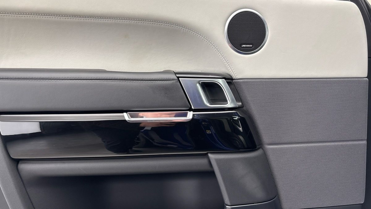 Land Rover Range Rover Sport Image 19