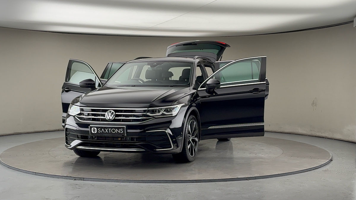 More views of Volkswagen Tiguan