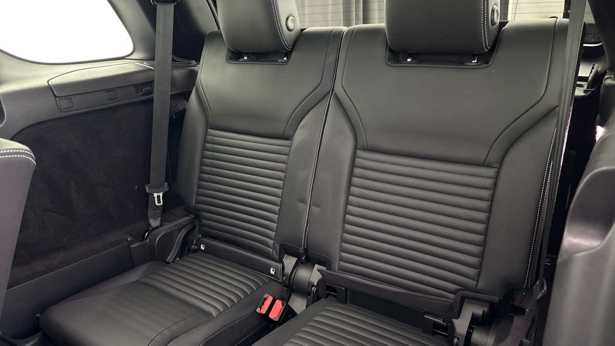 Land Rover Discovery Image 26