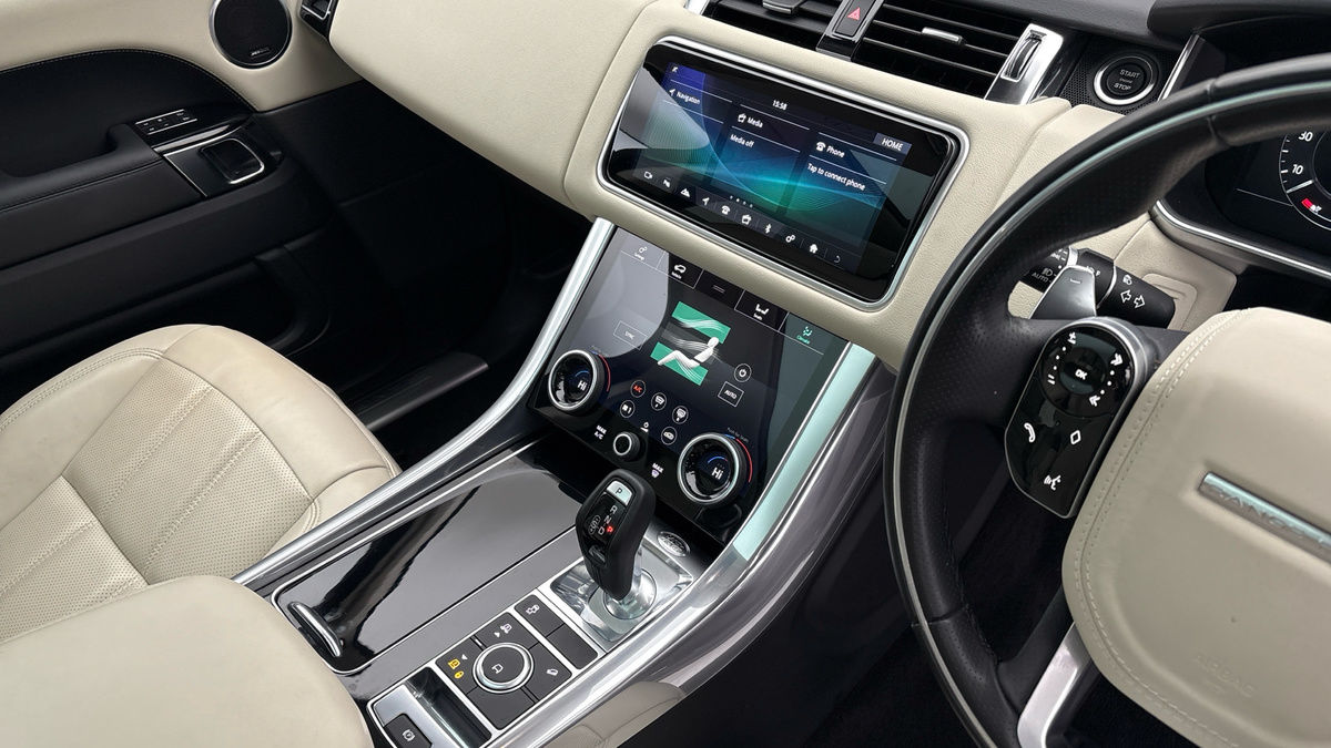 Land Rover Range Rover Sport Image 18