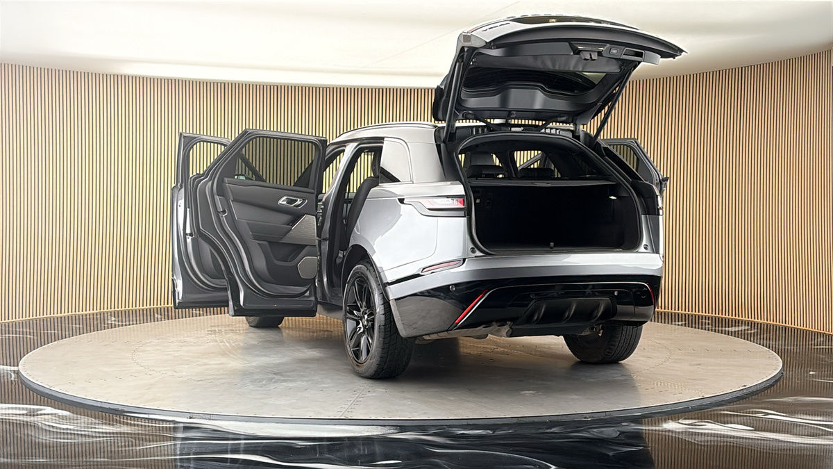 More views of Land Rover Range Rover Velar