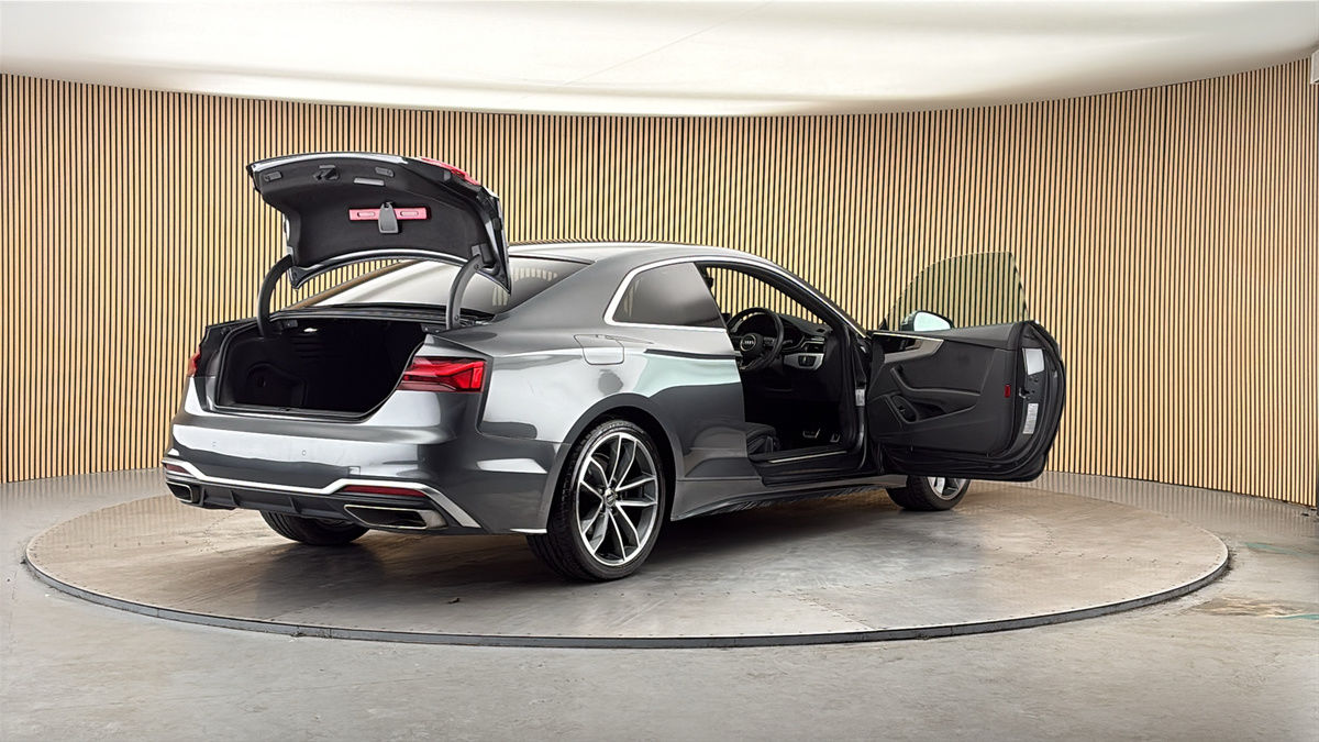 More views of Audi A5