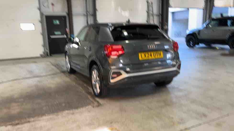 More views of Audi Q2